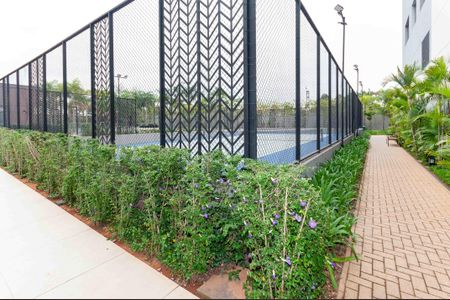 Apartamento para alugar com 115m², 2 quartos e 3 vagas Apartamento para alugar com 115m², 2 quartos e 3 vagasÁrea comum - Quadra de Tennis