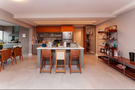 Apartamento para alugar com 115m², 2 quartos e 3 vagas Apartamento para alugar com 115m², 2 quartos e 3 vagasCozinha