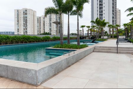 Apartamento para alugar com 115m², 2 quartos e 3 vagas Apartamento para alugar com 115m², 2 quartos e 3 vagasÁrea Comum - Piscina