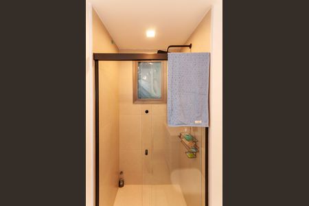 Apartamento para alugar com 115m², 2 quartos e 3 vagas Apartamento para alugar com 115m², 2 quartos e 3 vagasBanheiro da Suíte 2