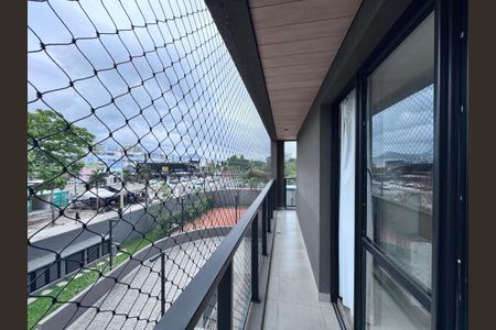 Apartamento à venda com 74m², 2 quartos e 1 vaga Apartamento à venda com 74m², 2 quartos e 1 vagaVaranda da Suíte