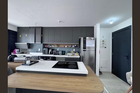 Apartamento à venda com 74m², 2 quartos e 1 vaga Apartamento à venda com 74m², 2 quartos e 1 vagaCozinha e Área de Serviço