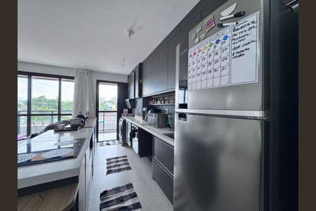 Apartamento à venda com 74m², 2 quartos e 1 vaga Apartamento à venda com 74m², 2 quartos e 1 vagaCozinha e Área de Serviço