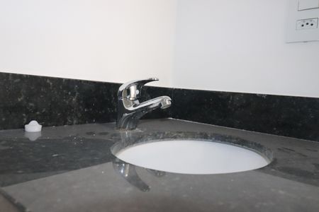 Apartamento à venda com 64m², 3 quartos e 2 vagasBanheiro Social