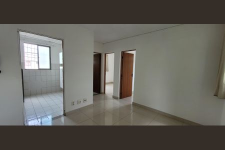 sala  de apartamento para alugar com 2 quartos, 45m² em Betim Industrial, Betim