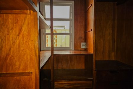 Apartamento à venda com 89m², 2 quartos e 1 vaga Apartamento à venda com 89m², 2 quartos e 1 vagaCloset do quarto 2