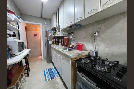Apartamento à venda com 64m², 3 quartos e 2 vagas Apartamento à venda com 64m², 3 quartos e 2 vagasCozinha