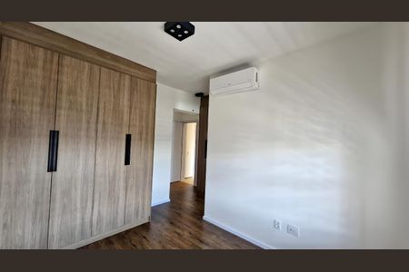 Quarto de apartamento para alugar com 2 quartos, 58m² em Santo Amaro, São Paulo