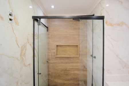 Apartamento à venda com 80m², 2 quartos e 1 vagaBanheiro da Suíte