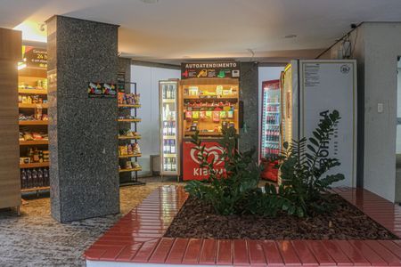 Apartamento à venda com 144m², 2 quartos e 2 vagas Apartamento à venda com 144m², 2 quartos e 2 vagasMercadinho