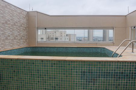 Apartamento à venda com 144m², 2 quartos e 2 vagas Apartamento à venda com 144m², 2 quartos e 2 vagasPiscina da Cobertura