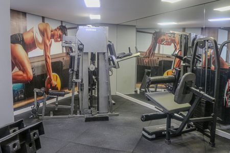 Apartamento à venda com 144m², 2 quartos e 2 vagas Apartamento à venda com 144m², 2 quartos e 2 vagasÁrea comum - Academia