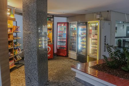 Apartamento à venda com 144m², 2 quartos e 2 vagas Apartamento à venda com 144m², 2 quartos e 2 vagasMercadinho