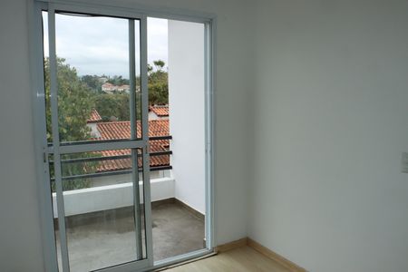 Hall de casa de condomínio para alugar com 2 quartos, 125m² em Granja Viana, Cotia