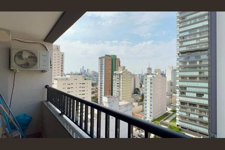 Varanda de apartamento à venda com 1 quarto, 25m² em Pinheiros, São Paulo