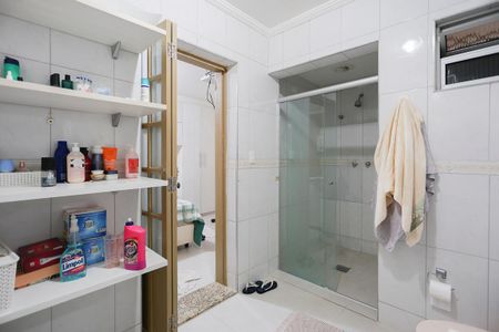 Apartamento à venda com 110m², 3 quartos e 1 vaga Apartamento à venda com 110m², 3 quartos e 1 vagaBanheiro da Suíte