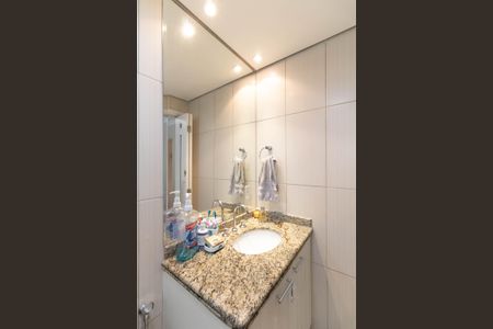 Apartamento para alugar com 86m², 2 quartos e 1 vaga Apartamento para alugar com 86m², 2 quartos e 1 vagaBanheiro da Suíte