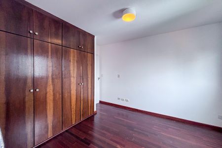 Apartamento para alugar com 83m², 2 quartos e 1 vaga Apartamento para alugar com 83m², 2 quartos e 1 vagaQuarto