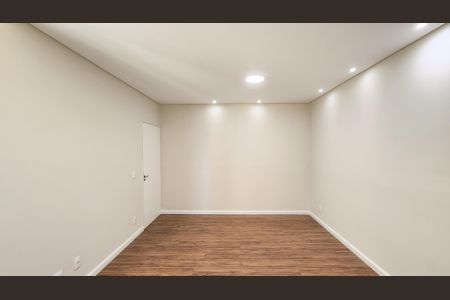 Apartamento à venda com 58m², 2 quartos e 1 vaga Apartamento à venda com 58m², 2 quartos e 1 vagaSala