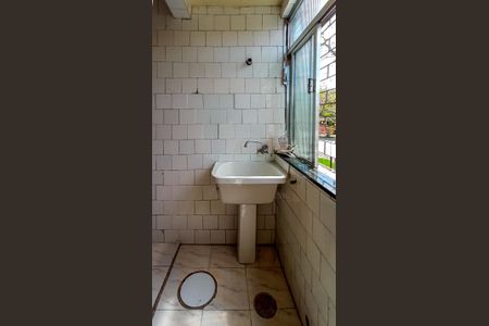 Apartamento para alugar com 69m², 3 quartos e sem vaga Apartamento para alugar com 69m², 3 quartos e sem vagaCozinha e Área de Serviço