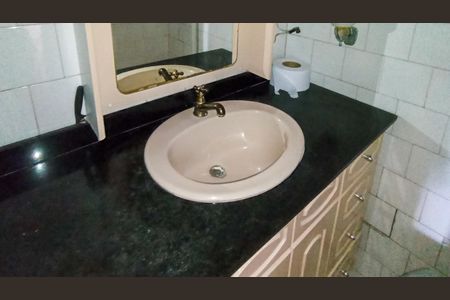 Apartamento para alugar com 69m², 3 quartos e sem vaga Apartamento para alugar com 69m², 3 quartos e sem vagaBanheiro