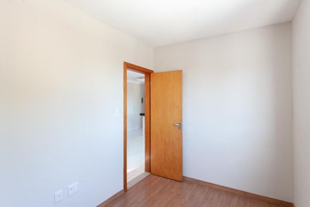 Quarto 2 de apartamento à venda com 2 quartos, 42m² em Santa Amelia, Belo Horizonte