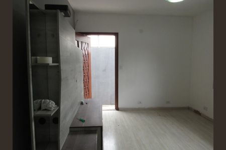 Sala de casa à venda com 3 quartos, 250m² em Santo Antônio, Osasco