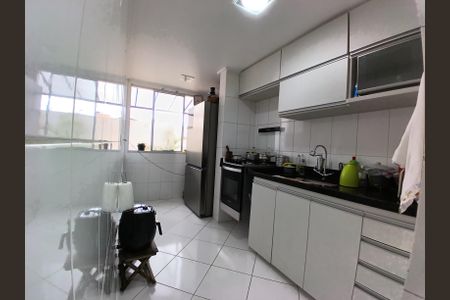 Apartamento à venda com 150m², 2 quartos e 2 vagasCozinha