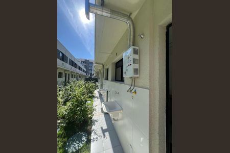 Foto 03 de casa de condomínio à venda com 2 quartos, 66m² em Vargem Grande, Rio de Janeiro