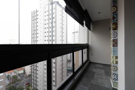 Apartamento à venda com 177m², 3 quartos e 3 vagas Apartamento à venda com 177m², 3 quartos e 3 vagasVaranda da Suíte 1