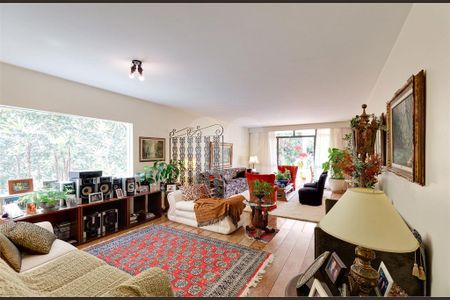 Casa à venda com 4 quartos, 358m² em Chácara Santo Antônio (Zona Sul), São Paulo