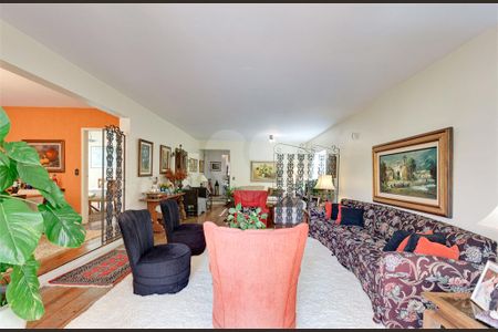 Casa à venda com 4 quartos, 358m² em Chácara Santo Antônio (Zona Sul), São Paulo