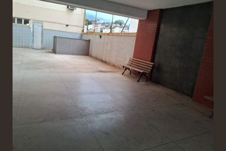 Apartamento à venda com 71m², 2 quartos e 1 vaga