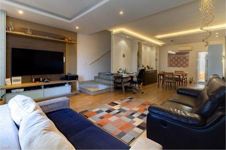 Casa à venda com 3 quartos, 231m² em Vila Romana, São Paulo