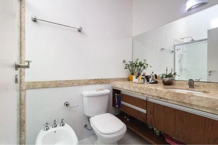 Casa à venda com 3 quartos, 231m² em Vila Romana, São Paulo