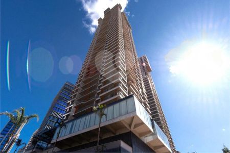Apartamento à venda com 163m², 3 quartos e 3 vagas