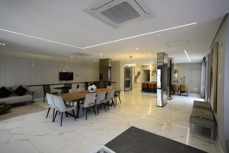 Apartamento à venda com 72m², 2 quartos e 1 vagaÁrea comum