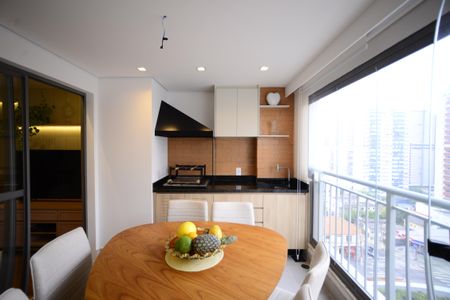 Varanda da Sala de apartamento à venda com 2 quartos, 72m² em Vila Dom Pedro I, São Paulo