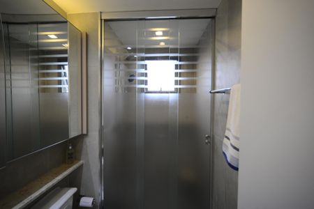 Apartamento à venda com 72m², 2 quartos e 1 vagaBanheiro da Suíte 2