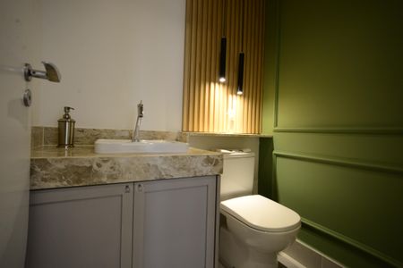 Apartamento à venda com 72m², 2 quartos e 1 vagaBanheiro Social