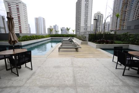 Apartamento à venda com 72m², 2 quartos e 1 vagaÁrea comum