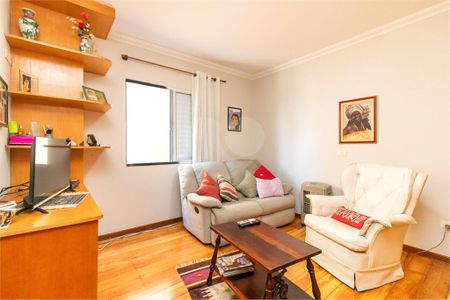 Casa à venda com 3 quartos, 400m² em Jardim Guapira, São Paulo