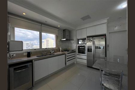 Apartamento à venda com 250m², 4 quartos e 4 vagas