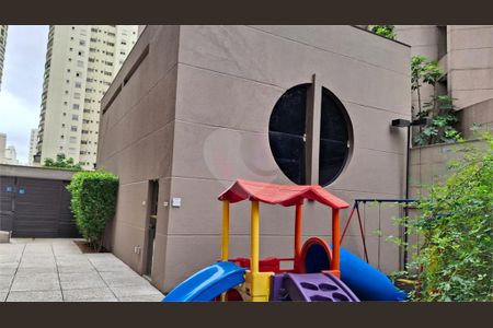Apartamento à venda com 2 quartos, 74m² em Moema, São Paulo