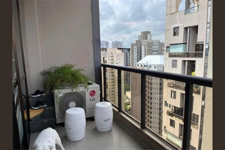 Apartamento à venda com 2 quartos, 74m² em Moema, São Paulo