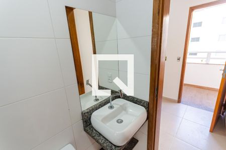 Banheiro Social de apartamento para alugar com 1 quarto, 14m² em Vila São Pedro, Santo André