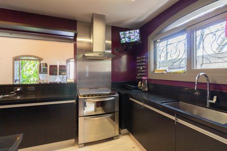 Casa à venda com 318m², 3 quartos e 4 vagasCozinha