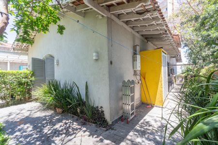 Casa à venda com 318m², 3 quartos e 4 vagasJardim