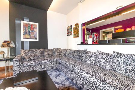 Casa à venda com 3 quartos, 318m² em Butantã, São Paulo