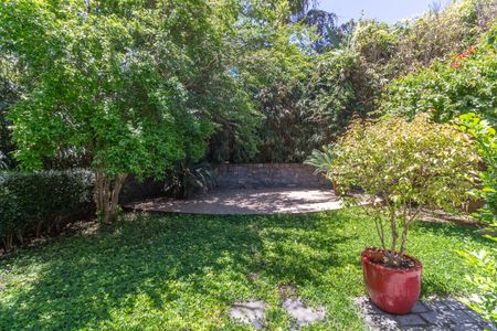 Casa à venda com 318m², 3 quartos e 4 vagasJardim